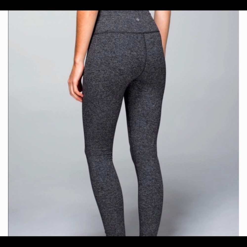 Lululemon heathered herringbone grey leggings
